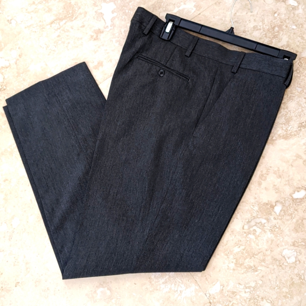 NEW GREG NORMAN FLAT FRONT PERFORMANCE CLASSIC PANTS